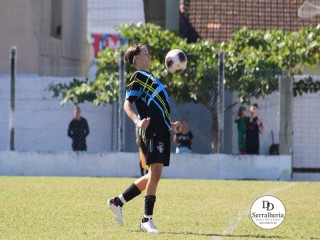 
<a style='margin-left: 5px;' class='btn btn-xs btn-social btn-facebook' href='https://www.facebook.com/sharer/sharer.php?u=https://boladovale.com.br/imgs/800-800-90/conteudo/fotos/1839/img9810.jpg' rel='popup' data-width='500' data-height='400'><i class='fa fa-facebook'></i>Compartilhar <span class='hidden-xs'>no Facebook</span>
</a> 
<a class='btn btn-default btn-xs' target='_blank' href='imgs/800-800-90/conteudo/fotos/1839/img9810.jpg'>
<span class='glyphicon glyphicon-cloud-download'></span> Salvar
</a> 
<span></span>