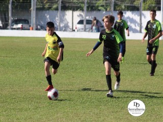 
<a style='margin-left: 5px;' class='btn btn-xs btn-social btn-facebook' href='https://www.facebook.com/sharer/sharer.php?u=https://boladovale.com.br/imgs/800-800-90/conteudo/fotos/1840/img9857.jpg' rel='popup' data-width='500' data-height='400'><i class='fa fa-facebook'></i>Compartilhar <span class='hidden-xs'>no Facebook</span>
</a> 
<a class='btn btn-default btn-xs' target='_blank' href='imgs/800-800-90/conteudo/fotos/1840/img9857.jpg'>
<span class='glyphicon glyphicon-cloud-download'></span> Salvar
</a> 
<span></span>