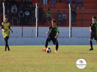 
<a style='margin-left: 5px;' class='btn btn-xs btn-social btn-facebook' href='https://www.facebook.com/sharer/sharer.php?u=https://boladovale.com.br/imgs/800-800-90/conteudo/fotos/1840/img9880.jpg' rel='popup' data-width='500' data-height='400'><i class='fa fa-facebook'></i>Compartilhar <span class='hidden-xs'>no Facebook</span>
</a> 
<a class='btn btn-default btn-xs' target='_blank' href='imgs/800-800-90/conteudo/fotos/1840/img9880.jpg'>
<span class='glyphicon glyphicon-cloud-download'></span> Salvar
</a> 
<span></span>