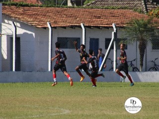 
<a style='margin-left: 5px;' class='btn btn-xs btn-social btn-facebook' href='https://www.facebook.com/sharer/sharer.php?u=https://boladovale.com.br/imgs/800-800-90/conteudo/fotos/1841/img0143.jpg' rel='popup' data-width='500' data-height='400'><i class='fa fa-facebook'></i>Compartilhar <span class='hidden-xs'>no Facebook</span>
</a> 
<a class='btn btn-default btn-xs' target='_blank' href='imgs/800-800-90/conteudo/fotos/1841/img0143.jpg'>
<span class='glyphicon glyphicon-cloud-download'></span> Salvar
</a> 
<span></span>