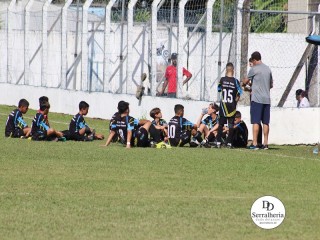 
<a style='margin-left: 5px;' class='btn btn-xs btn-social btn-facebook' href='https://www.facebook.com/sharer/sharer.php?u=https://boladovale.com.br/imgs/800-800-90/conteudo/fotos/1841/img0166.jpg' rel='popup' data-width='500' data-height='400'><i class='fa fa-facebook'></i>Compartilhar <span class='hidden-xs'>no Facebook</span>
</a> 
<a class='btn btn-default btn-xs' target='_blank' href='imgs/800-800-90/conteudo/fotos/1841/img0166.jpg'>
<span class='glyphicon glyphicon-cloud-download'></span> Salvar
</a> 
<span></span>