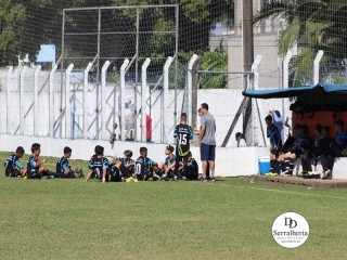 
<a style='margin-left: 5px;' class='btn btn-xs btn-social btn-facebook' href='https://www.facebook.com/sharer/sharer.php?u=https://boladovale.com.br/imgs/800-800-90/conteudo/fotos/1841/img0167.jpg' rel='popup' data-width='500' data-height='400'><i class='fa fa-facebook'></i>Compartilhar <span class='hidden-xs'>no Facebook</span>
</a> 
<a class='btn btn-default btn-xs' target='_blank' href='imgs/800-800-90/conteudo/fotos/1841/img0167.jpg'>
<span class='glyphicon glyphicon-cloud-download'></span> Salvar
</a> 
<span></span>