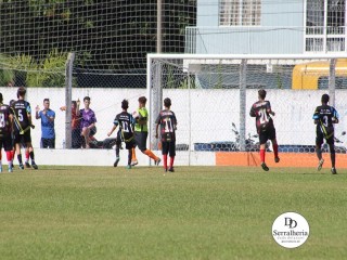 
<a style='margin-left: 5px;' class='btn btn-xs btn-social btn-facebook' href='https://www.facebook.com/sharer/sharer.php?u=https://boladovale.com.br/imgs/800-800-90/conteudo/fotos/1841/img0176.jpg' rel='popup' data-width='500' data-height='400'><i class='fa fa-facebook'></i>Compartilhar <span class='hidden-xs'>no Facebook</span>
</a> 
<a class='btn btn-default btn-xs' target='_blank' href='imgs/800-800-90/conteudo/fotos/1841/img0176.jpg'>
<span class='glyphicon glyphicon-cloud-download'></span> Salvar
</a> 
<span></span>