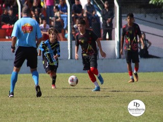 
<a style='margin-left: 5px;' class='btn btn-xs btn-social btn-facebook' href='https://www.facebook.com/sharer/sharer.php?u=https://boladovale.com.br/imgs/800-800-90/conteudo/fotos/1841/img0185.jpg' rel='popup' data-width='500' data-height='400'><i class='fa fa-facebook'></i>Compartilhar <span class='hidden-xs'>no Facebook</span>
</a> 
<a class='btn btn-default btn-xs' target='_blank' href='imgs/800-800-90/conteudo/fotos/1841/img0185.jpg'>
<span class='glyphicon glyphicon-cloud-download'></span> Salvar
</a> 
<span></span>