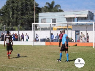 
<a style='margin-left: 5px;' class='btn btn-xs btn-social btn-facebook' href='https://www.facebook.com/sharer/sharer.php?u=https://boladovale.com.br/imgs/800-800-90/conteudo/fotos/1841/img0247.jpg' rel='popup' data-width='500' data-height='400'><i class='fa fa-facebook'></i>Compartilhar <span class='hidden-xs'>no Facebook</span>
</a> 
<a class='btn btn-default btn-xs' target='_blank' href='imgs/800-800-90/conteudo/fotos/1841/img0247.jpg'>
<span class='glyphicon glyphicon-cloud-download'></span> Salvar
</a> 
<span></span>