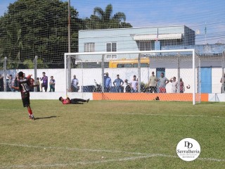 
<a style='margin-left: 5px;' class='btn btn-xs btn-social btn-facebook' href='https://www.facebook.com/sharer/sharer.php?u=https://boladovale.com.br/imgs/800-800-90/conteudo/fotos/1841/img0253.jpg' rel='popup' data-width='500' data-height='400'><i class='fa fa-facebook'></i>Compartilhar <span class='hidden-xs'>no Facebook</span>
</a> 
<a class='btn btn-default btn-xs' target='_blank' href='imgs/800-800-90/conteudo/fotos/1841/img0253.jpg'>
<span class='glyphicon glyphicon-cloud-download'></span> Salvar
</a> 
<span></span>