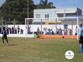
<a style='margin-left: 5px;' class='btn btn-xs btn-social btn-facebook' href='https://www.facebook.com/sharer/sharer.php?u=https://boladovale.com.br/imgs/800-800-90/conteudo/fotos/1841/img0305.jpg' rel='popup' data-width='500' data-height='400'><i class='fa fa-facebook'></i>Compartilhar <span class='hidden-xs'>no Facebook</span>
</a> 
<a class='btn btn-default btn-xs' target='_blank' href='imgs/800-800-90/conteudo/fotos/1841/img0305.jpg'>
<span class='glyphicon glyphicon-cloud-download'></span> Salvar
</a> 
<span></span>