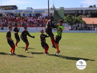 
<a style='margin-left: 5px;' class='btn btn-xs btn-social btn-facebook' href='https://www.facebook.com/sharer/sharer.php?u=https://boladovale.com.br/imgs/800-800-90/conteudo/fotos/1841/img0328.jpg' rel='popup' data-width='500' data-height='400'><i class='fa fa-facebook'></i>Compartilhar <span class='hidden-xs'>no Facebook</span>
</a> 
<a class='btn btn-default btn-xs' target='_blank' href='imgs/800-800-90/conteudo/fotos/1841/img0328.jpg'>
<span class='glyphicon glyphicon-cloud-download'></span> Salvar
</a> 
<span></span>