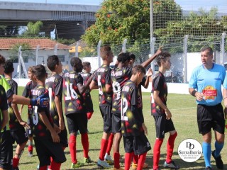 
<a style='margin-left: 5px;' class='btn btn-xs btn-social btn-facebook' href='https://www.facebook.com/sharer/sharer.php?u=https://boladovale.com.br/imgs/800-800-90/conteudo/fotos/1841/img0348.jpg' rel='popup' data-width='500' data-height='400'><i class='fa fa-facebook'></i>Compartilhar <span class='hidden-xs'>no Facebook</span>
</a> 
<a class='btn btn-default btn-xs' target='_blank' href='imgs/800-800-90/conteudo/fotos/1841/img0348.jpg'>
<span class='glyphicon glyphicon-cloud-download'></span> Salvar
</a> 
<span></span>