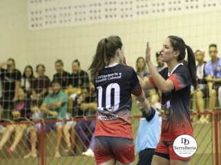 
<a style='margin-left: 5px;' class='btn btn-xs btn-social btn-facebook' href='https://www.facebook.com/sharer/sharer.php?u=https://boladovale.com.br/imgs/800-800-90/conteudo/fotos/1844/img0704.jpg' rel='popup' data-width='500' data-height='400'><i class='fa fa-facebook'></i>Compartilhar <span class='hidden-xs'>no Facebook</span>
</a> 
<a class='btn btn-default btn-xs' target='_blank' href='imgs/800-800-90/conteudo/fotos/1844/img0704.jpg'>
<span class='glyphicon glyphicon-cloud-download'></span> Salvar
</a> 
<span></span>