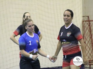 
<a style='margin-left: 5px;' class='btn btn-xs btn-social btn-facebook' href='https://www.facebook.com/sharer/sharer.php?u=https://boladovale.com.br/imgs/800-800-90/conteudo/fotos/1844/img0744.jpg' rel='popup' data-width='500' data-height='400'><i class='fa fa-facebook'></i>Compartilhar <span class='hidden-xs'>no Facebook</span>
</a> 
<a class='btn btn-default btn-xs' target='_blank' href='imgs/800-800-90/conteudo/fotos/1844/img0744.jpg'>
<span class='glyphicon glyphicon-cloud-download'></span> Salvar
</a> 
<span></span>