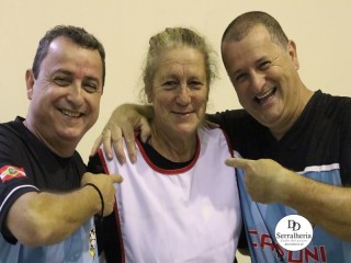 
<a style='margin-left: 5px;' class='btn btn-xs btn-social btn-facebook' href='https://www.facebook.com/sharer/sharer.php?u=https://boladovale.com.br/imgs/800-800-90/conteudo/fotos/1844/img0757.jpg' rel='popup' data-width='500' data-height='400'><i class='fa fa-facebook'></i>Compartilhar <span class='hidden-xs'>no Facebook</span>
</a> 
<a class='btn btn-default btn-xs' target='_blank' href='imgs/800-800-90/conteudo/fotos/1844/img0757.jpg'>
<span class='glyphicon glyphicon-cloud-download'></span> Salvar
</a> 
<span></span>
