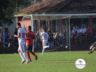 
<a style='margin-left: 5px;' class='btn btn-xs btn-social btn-facebook' href='https://www.facebook.com/sharer/sharer.php?u=https://boladovale.com.br/imgs/800-800-90/conteudo/fotos/1847/img1454.jpg' rel='popup' data-width='500' data-height='400'><i class='fa fa-facebook'></i>Compartilhar <span class='hidden-xs'>no Facebook</span>
</a> 
<a class='btn btn-default btn-xs' target='_blank' href='imgs/800-800-90/conteudo/fotos/1847/img1454.jpg'>
<span class='glyphicon glyphicon-cloud-download'></span> Salvar
</a> 
<span></span>
