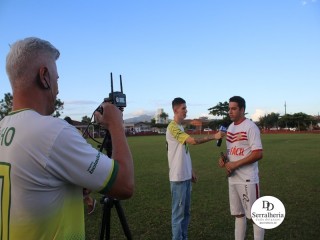 
<a style='margin-left: 5px;' class='btn btn-xs btn-social btn-facebook' href='https://www.facebook.com/sharer/sharer.php?u=https://boladovale.com.br/imgs/800-800-90/conteudo/fotos/1847/img1682.jpg' rel='popup' data-width='500' data-height='400'><i class='fa fa-facebook'></i>Compartilhar <span class='hidden-xs'>no Facebook</span>
</a> 
<a class='btn btn-default btn-xs' target='_blank' href='imgs/800-800-90/conteudo/fotos/1847/img1682.jpg'>
<span class='glyphicon glyphicon-cloud-download'></span> Salvar
</a> 
<span></span>