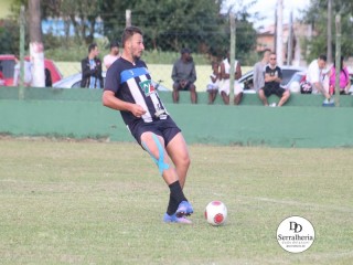 
<a style='margin-left: 5px;' class='btn btn-xs btn-social btn-facebook' href='https://www.facebook.com/sharer/sharer.php?u=https://boladovale.com.br/imgs/800-800-90/conteudo/fotos/1862/img4654.jpg' rel='popup' data-width='500' data-height='400'><i class='fa fa-facebook'></i>Compartilhar <span class='hidden-xs'>no Facebook</span>
</a> 
<a class='btn btn-default btn-xs' target='_blank' href='imgs/800-800-90/conteudo/fotos/1862/img4654.jpg'>
<span class='glyphicon glyphicon-cloud-download'></span> Salvar
</a> 
<span></span>