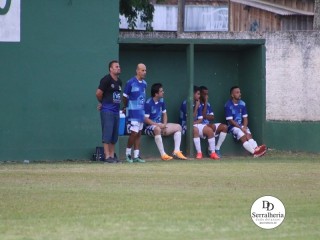 
<a style='margin-left: 5px;' class='btn btn-xs btn-social btn-facebook' href='https://www.facebook.com/sharer/sharer.php?u=https://boladovale.com.br/imgs/800-800-90/conteudo/fotos/1862/img4706.jpg' rel='popup' data-width='500' data-height='400'><i class='fa fa-facebook'></i>Compartilhar <span class='hidden-xs'>no Facebook</span>
</a> 
<a class='btn btn-default btn-xs' target='_blank' href='imgs/800-800-90/conteudo/fotos/1862/img4706.jpg'>
<span class='glyphicon glyphicon-cloud-download'></span> Salvar
</a> 
<span></span>