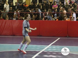 
<a style='margin-left: 5px;' class='btn btn-xs btn-social btn-facebook' href='https://www.facebook.com/sharer/sharer.php?u=https://boladovale.com.br/imgs/800-800-90/conteudo/fotos/1869/img6298.jpg' rel='popup' data-width='500' data-height='400'><i class='fa fa-facebook'></i>Compartilhar <span class='hidden-xs'>no Facebook</span>
</a> 
<a class='btn btn-default btn-xs' target='_blank' href='imgs/800-800-90/conteudo/fotos/1869/img6298.jpg'>
<span class='glyphicon glyphicon-cloud-download'></span> Salvar
</a> 
<span></span>