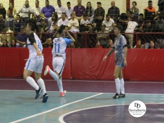 
<a style='margin-left: 5px;' class='btn btn-xs btn-social btn-facebook' href='https://www.facebook.com/sharer/sharer.php?u=https://boladovale.com.br/imgs/800-800-90/conteudo/fotos/1869/img6311.jpg' rel='popup' data-width='500' data-height='400'><i class='fa fa-facebook'></i>Compartilhar <span class='hidden-xs'>no Facebook</span>
</a> 
<a class='btn btn-default btn-xs' target='_blank' href='imgs/800-800-90/conteudo/fotos/1869/img6311.jpg'>
<span class='glyphicon glyphicon-cloud-download'></span> Salvar
</a> 
<span></span>