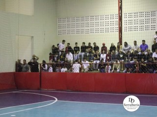 
<a style='margin-left: 5px;' class='btn btn-xs btn-social btn-facebook' href='https://www.facebook.com/sharer/sharer.php?u=https://boladovale.com.br/imgs/800-800-90/conteudo/fotos/1870/img6585.jpg' rel='popup' data-width='500' data-height='400'><i class='fa fa-facebook'></i>Compartilhar <span class='hidden-xs'>no Facebook</span>
</a> 
<a class='btn btn-default btn-xs' target='_blank' href='imgs/800-800-90/conteudo/fotos/1870/img6585.jpg'>
<span class='glyphicon glyphicon-cloud-download'></span> Salvar
</a> 
<span></span>