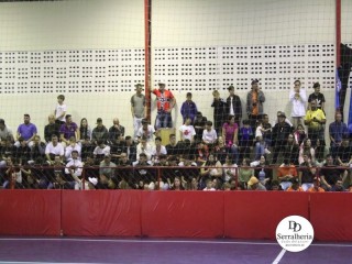 
<a style='margin-left: 5px;' class='btn btn-xs btn-social btn-facebook' href='https://www.facebook.com/sharer/sharer.php?u=https://boladovale.com.br/imgs/800-800-90/conteudo/fotos/1870/img6586.jpg' rel='popup' data-width='500' data-height='400'><i class='fa fa-facebook'></i>Compartilhar <span class='hidden-xs'>no Facebook</span>
</a> 
<a class='btn btn-default btn-xs' target='_blank' href='imgs/800-800-90/conteudo/fotos/1870/img6586.jpg'>
<span class='glyphicon glyphicon-cloud-download'></span> Salvar
</a> 
<span></span>