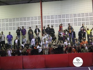 
<a style='margin-left: 5px;' class='btn btn-xs btn-social btn-facebook' href='https://www.facebook.com/sharer/sharer.php?u=https://boladovale.com.br/imgs/800-800-90/conteudo/fotos/1870/img6683.jpg' rel='popup' data-width='500' data-height='400'><i class='fa fa-facebook'></i>Compartilhar <span class='hidden-xs'>no Facebook</span>
</a> 
<a class='btn btn-default btn-xs' target='_blank' href='imgs/800-800-90/conteudo/fotos/1870/img6683.jpg'>
<span class='glyphicon glyphicon-cloud-download'></span> Salvar
</a> 
<span></span>