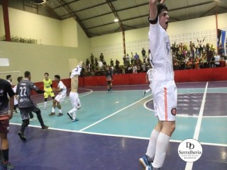 
<a style='margin-left: 5px;' class='btn btn-xs btn-social btn-facebook' href='https://www.facebook.com/sharer/sharer.php?u=https://boladovale.com.br/imgs/800-800-90/conteudo/fotos/1870/img6686.jpg' rel='popup' data-width='500' data-height='400'><i class='fa fa-facebook'></i>Compartilhar <span class='hidden-xs'>no Facebook</span>
</a> 
<a class='btn btn-default btn-xs' target='_blank' href='imgs/800-800-90/conteudo/fotos/1870/img6686.jpg'>
<span class='glyphicon glyphicon-cloud-download'></span> Salvar
</a> 
<span></span>