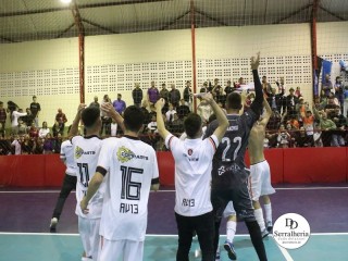 
<a style='margin-left: 5px;' class='btn btn-xs btn-social btn-facebook' href='https://www.facebook.com/sharer/sharer.php?u=https://boladovale.com.br/imgs/800-800-90/conteudo/fotos/1870/img6699.jpg' rel='popup' data-width='500' data-height='400'><i class='fa fa-facebook'></i>Compartilhar <span class='hidden-xs'>no Facebook</span>
</a> 
<a class='btn btn-default btn-xs' target='_blank' href='imgs/800-800-90/conteudo/fotos/1870/img6699.jpg'>
<span class='glyphicon glyphicon-cloud-download'></span> Salvar
</a> 
<span></span>