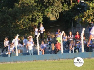 
<a style='margin-left: 5px;' class='btn btn-xs btn-social btn-facebook' href='https://www.facebook.com/sharer/sharer.php?u=https://boladovale.com.br/imgs/800-800-90/conteudo/fotos/1874/img7346.jpg' rel='popup' data-width='500' data-height='400'><i class='fa fa-facebook'></i>Compartilhar <span class='hidden-xs'>no Facebook</span>
</a> 
<a class='btn btn-default btn-xs' target='_blank' href='imgs/800-800-90/conteudo/fotos/1874/img7346.jpg'>
<span class='glyphicon glyphicon-cloud-download'></span> Salvar
</a> 
<span></span>