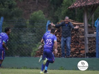 
<a style='margin-left: 5px;' class='btn btn-xs btn-social btn-facebook' href='https://www.facebook.com/sharer/sharer.php?u=https://boladovale.com.br/imgs/800-800-90/conteudo/fotos/1876/img7639.jpg' rel='popup' data-width='500' data-height='400'><i class='fa fa-facebook'></i>Compartilhar <span class='hidden-xs'>no Facebook</span>
</a> 
<a class='btn btn-default btn-xs' target='_blank' href='imgs/800-800-90/conteudo/fotos/1876/img7639.jpg'>
<span class='glyphicon glyphicon-cloud-download'></span> Salvar
</a> 
<span></span>