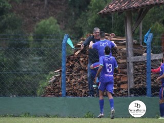
<a style='margin-left: 5px;' class='btn btn-xs btn-social btn-facebook' href='https://www.facebook.com/sharer/sharer.php?u=https://boladovale.com.br/imgs/800-800-90/conteudo/fotos/1876/img7641.jpg' rel='popup' data-width='500' data-height='400'><i class='fa fa-facebook'></i>Compartilhar <span class='hidden-xs'>no Facebook</span>
</a> 
<a class='btn btn-default btn-xs' target='_blank' href='imgs/800-800-90/conteudo/fotos/1876/img7641.jpg'>
<span class='glyphicon glyphicon-cloud-download'></span> Salvar
</a> 
<span></span>