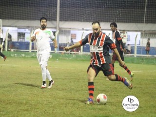 
<a style='margin-left: 5px;' class='btn btn-xs btn-social btn-facebook' href='https://www.facebook.com/sharer/sharer.php?u=https://boladovale.com.br/imgs/800-800-90/conteudo/fotos/1879/img8574.jpg' rel='popup' data-width='500' data-height='400'><i class='fa fa-facebook'></i>Compartilhar <span class='hidden-xs'>no Facebook</span>
</a> 
<a class='btn btn-default btn-xs' target='_blank' href='imgs/800-800-90/conteudo/fotos/1879/img8574.jpg'>
<span class='glyphicon glyphicon-cloud-download'></span> Salvar
</a> 
<span></span>