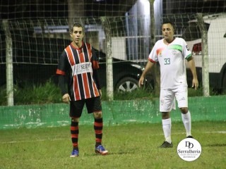 
<a style='margin-left: 5px;' class='btn btn-xs btn-social btn-facebook' href='https://www.facebook.com/sharer/sharer.php?u=https://boladovale.com.br/imgs/800-800-90/conteudo/fotos/1879/img8577.jpg' rel='popup' data-width='500' data-height='400'><i class='fa fa-facebook'></i>Compartilhar <span class='hidden-xs'>no Facebook</span>
</a> 
<a class='btn btn-default btn-xs' target='_blank' href='imgs/800-800-90/conteudo/fotos/1879/img8577.jpg'>
<span class='glyphicon glyphicon-cloud-download'></span> Salvar
</a> 
<span></span>