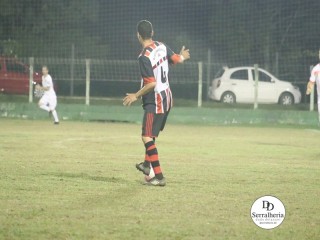 
<a style='margin-left: 5px;' class='btn btn-xs btn-social btn-facebook' href='https://www.facebook.com/sharer/sharer.php?u=https://boladovale.com.br/imgs/800-800-90/conteudo/fotos/1879/img8616.jpg' rel='popup' data-width='500' data-height='400'><i class='fa fa-facebook'></i>Compartilhar <span class='hidden-xs'>no Facebook</span>
</a> 
<a class='btn btn-default btn-xs' target='_blank' href='imgs/800-800-90/conteudo/fotos/1879/img8616.jpg'>
<span class='glyphicon glyphicon-cloud-download'></span> Salvar
</a> 
<span></span>
