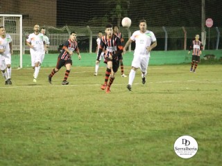 
<a style='margin-left: 5px;' class='btn btn-xs btn-social btn-facebook' href='https://www.facebook.com/sharer/sharer.php?u=https://boladovale.com.br/imgs/800-800-90/conteudo/fotos/1879/img8679.jpg' rel='popup' data-width='500' data-height='400'><i class='fa fa-facebook'></i>Compartilhar <span class='hidden-xs'>no Facebook</span>
</a> 
<a class='btn btn-default btn-xs' target='_blank' href='imgs/800-800-90/conteudo/fotos/1879/img8679.jpg'>
<span class='glyphicon glyphicon-cloud-download'></span> Salvar
</a> 
<span></span>