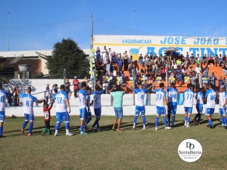 
<a style='margin-left: 5px;' class='btn btn-xs btn-social btn-facebook' href='https://www.facebook.com/sharer/sharer.php?u=https://boladovale.com.br/imgs/800-800-90/conteudo/fotos/1880/img8844.jpg' rel='popup' data-width='500' data-height='400'><i class='fa fa-facebook'></i>Compartilhar <span class='hidden-xs'>no Facebook</span>
</a> 
<a class='btn btn-default btn-xs' target='_blank' href='imgs/800-800-90/conteudo/fotos/1880/img8844.jpg'>
<span class='glyphicon glyphicon-cloud-download'></span> Salvar
</a> 
<span></span>