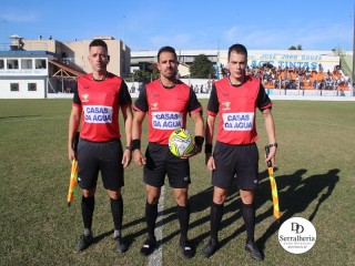
<a style='margin-left: 5px;' class='btn btn-xs btn-social btn-facebook' href='https://www.facebook.com/sharer/sharer.php?u=https://boladovale.com.br/imgs/800-800-90/conteudo/fotos/1880/img8859.jpg' rel='popup' data-width='500' data-height='400'><i class='fa fa-facebook'></i>Compartilhar <span class='hidden-xs'>no Facebook</span>
</a> 
<a class='btn btn-default btn-xs' target='_blank' href='imgs/800-800-90/conteudo/fotos/1880/img8859.jpg'>
<span class='glyphicon glyphicon-cloud-download'></span> Salvar
</a> 
<span></span>