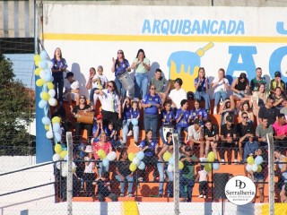 
<a style='margin-left: 5px;' class='btn btn-xs btn-social btn-facebook' href='https://www.facebook.com/sharer/sharer.php?u=https://boladovale.com.br/imgs/800-800-90/conteudo/fotos/1880/img8961.jpg' rel='popup' data-width='500' data-height='400'><i class='fa fa-facebook'></i>Compartilhar <span class='hidden-xs'>no Facebook</span>
</a> 
<a class='btn btn-default btn-xs' target='_blank' href='imgs/800-800-90/conteudo/fotos/1880/img8961.jpg'>
<span class='glyphicon glyphicon-cloud-download'></span> Salvar
</a> 
<span></span>