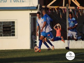 
<a style='margin-left: 5px;' class='btn btn-xs btn-social btn-facebook' href='https://www.facebook.com/sharer/sharer.php?u=https://boladovale.com.br/imgs/800-800-90/conteudo/fotos/1880/img9008.jpg' rel='popup' data-width='500' data-height='400'><i class='fa fa-facebook'></i>Compartilhar <span class='hidden-xs'>no Facebook</span>
</a> 
<a class='btn btn-default btn-xs' target='_blank' href='imgs/800-800-90/conteudo/fotos/1880/img9008.jpg'>
<span class='glyphicon glyphicon-cloud-download'></span> Salvar
</a> 
<span></span>