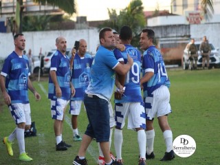 
<a style='margin-left: 5px;' class='btn btn-xs btn-social btn-facebook' href='https://www.facebook.com/sharer/sharer.php?u=https://boladovale.com.br/imgs/800-800-90/conteudo/fotos/1880/img9033.jpg' rel='popup' data-width='500' data-height='400'><i class='fa fa-facebook'></i>Compartilhar <span class='hidden-xs'>no Facebook</span>
</a> 
<a class='btn btn-default btn-xs' target='_blank' href='imgs/800-800-90/conteudo/fotos/1880/img9033.jpg'>
<span class='glyphicon glyphicon-cloud-download'></span> Salvar
</a> 
<span></span>