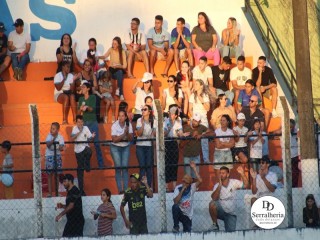 
<a style='margin-left: 5px;' class='btn btn-xs btn-social btn-facebook' href='https://www.facebook.com/sharer/sharer.php?u=https://boladovale.com.br/imgs/800-800-90/conteudo/fotos/1880/img9041.jpg' rel='popup' data-width='500' data-height='400'><i class='fa fa-facebook'></i>Compartilhar <span class='hidden-xs'>no Facebook</span>
</a> 
<a class='btn btn-default btn-xs' target='_blank' href='imgs/800-800-90/conteudo/fotos/1880/img9041.jpg'>
<span class='glyphicon glyphicon-cloud-download'></span> Salvar
</a> 
<span></span>