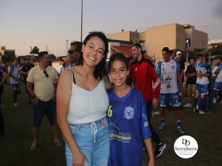 
<a style='margin-left: 5px;' class='btn btn-xs btn-social btn-facebook' href='https://www.facebook.com/sharer/sharer.php?u=https://boladovale.com.br/imgs/800-800-90/conteudo/fotos/1881/img9214-1.jpg' rel='popup' data-width='500' data-height='400'><i class='fa fa-facebook'></i>Compartilhar <span class='hidden-xs'>no Facebook</span>
</a> 
<a class='btn btn-default btn-xs' target='_blank' href='imgs/800-800-90/conteudo/fotos/1881/img9214-1.jpg'>
<span class='glyphicon glyphicon-cloud-download'></span> Salvar
</a> 
<span></span>