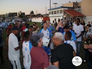 
<a style='margin-left: 5px;' class='btn btn-xs btn-social btn-facebook' href='https://www.facebook.com/sharer/sharer.php?u=https://boladovale.com.br/imgs/800-800-90/conteudo/fotos/1881/img9214-11.jpg' rel='popup' data-width='500' data-height='400'><i class='fa fa-facebook'></i>Compartilhar <span class='hidden-xs'>no Facebook</span>
</a> 
<a class='btn btn-default btn-xs' target='_blank' href='imgs/800-800-90/conteudo/fotos/1881/img9214-11.jpg'>
<span class='glyphicon glyphicon-cloud-download'></span> Salvar
</a> 
<span></span>