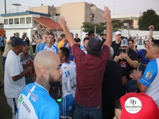 
<a style='margin-left: 5px;' class='btn btn-xs btn-social btn-facebook' href='https://www.facebook.com/sharer/sharer.php?u=https://boladovale.com.br/imgs/800-800-90/conteudo/fotos/1881/img9214-8.jpg' rel='popup' data-width='500' data-height='400'><i class='fa fa-facebook'></i>Compartilhar <span class='hidden-xs'>no Facebook</span>
</a> 
<a class='btn btn-default btn-xs' target='_blank' href='imgs/800-800-90/conteudo/fotos/1881/img9214-8.jpg'>
<span class='glyphicon glyphicon-cloud-download'></span> Salvar
</a> 
<span></span>