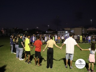 
<a style='margin-left: 5px;' class='btn btn-xs btn-social btn-facebook' href='https://www.facebook.com/sharer/sharer.php?u=https://boladovale.com.br/imgs/800-800-90/conteudo/fotos/1881/img9242.jpg' rel='popup' data-width='500' data-height='400'><i class='fa fa-facebook'></i>Compartilhar <span class='hidden-xs'>no Facebook</span>
</a> 
<a class='btn btn-default btn-xs' target='_blank' href='imgs/800-800-90/conteudo/fotos/1881/img9242.jpg'>
<span class='glyphicon glyphicon-cloud-download'></span> Salvar
</a> 
<span></span>