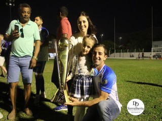 
<a style='margin-left: 5px;' class='btn btn-xs btn-social btn-facebook' href='https://www.facebook.com/sharer/sharer.php?u=https://boladovale.com.br/imgs/800-800-90/conteudo/fotos/1881/img9275.jpg' rel='popup' data-width='500' data-height='400'><i class='fa fa-facebook'></i>Compartilhar <span class='hidden-xs'>no Facebook</span>
</a> 
<a class='btn btn-default btn-xs' target='_blank' href='imgs/800-800-90/conteudo/fotos/1881/img9275.jpg'>
<span class='glyphicon glyphicon-cloud-download'></span> Salvar
</a> 
<span></span>