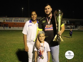 
<a style='margin-left: 5px;' class='btn btn-xs btn-social btn-facebook' href='https://www.facebook.com/sharer/sharer.php?u=https://boladovale.com.br/imgs/800-800-90/conteudo/fotos/1881/img9285.jpg' rel='popup' data-width='500' data-height='400'><i class='fa fa-facebook'></i>Compartilhar <span class='hidden-xs'>no Facebook</span>
</a> 
<a class='btn btn-default btn-xs' target='_blank' href='imgs/800-800-90/conteudo/fotos/1881/img9285.jpg'>
<span class='glyphicon glyphicon-cloud-download'></span> Salvar
</a> 
<span></span>
