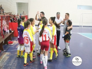
<a style='margin-left: 5px;' class='btn btn-xs btn-social btn-facebook' href='https://www.facebook.com/sharer/sharer.php?u=https://boladovale.com.br/imgs/800-800-90/conteudo/fotos/1884/img9722.jpg' rel='popup' data-width='500' data-height='400'><i class='fa fa-facebook'></i>Compartilhar <span class='hidden-xs'>no Facebook</span>
</a> 
<a class='btn btn-default btn-xs' target='_blank' href='imgs/800-800-90/conteudo/fotos/1884/img9722.jpg'>
<span class='glyphicon glyphicon-cloud-download'></span> Salvar
</a> 
<span></span>