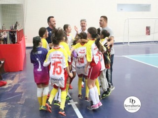 
<a style='margin-left: 5px;' class='btn btn-xs btn-social btn-facebook' href='https://www.facebook.com/sharer/sharer.php?u=https://boladovale.com.br/imgs/800-800-90/conteudo/fotos/1884/img9723.jpg' rel='popup' data-width='500' data-height='400'><i class='fa fa-facebook'></i>Compartilhar <span class='hidden-xs'>no Facebook</span>
</a> 
<a class='btn btn-default btn-xs' target='_blank' href='imgs/800-800-90/conteudo/fotos/1884/img9723.jpg'>
<span class='glyphicon glyphicon-cloud-download'></span> Salvar
</a> 
<span></span>
