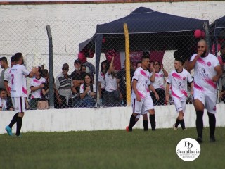 
<a style='margin-left: 5px;' class='btn btn-xs btn-social btn-facebook' href='https://www.facebook.com/sharer/sharer.php?u=https://boladovale.com.br/imgs/800-800-90/conteudo/fotos/1895/img1978.jpg' rel='popup' data-width='500' data-height='400'><i class='fa fa-facebook'></i>Compartilhar <span class='hidden-xs'>no Facebook</span>
</a> 
<a class='btn btn-default btn-xs' target='_blank' href='imgs/800-800-90/conteudo/fotos/1895/img1978.jpg'>
<span class='glyphicon glyphicon-cloud-download'></span> Salvar
</a> 
<span></span>