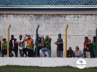 
<a style='margin-left: 5px;' class='btn btn-xs btn-social btn-facebook' href='https://www.facebook.com/sharer/sharer.php?u=https://boladovale.com.br/imgs/800-800-90/conteudo/fotos/1895/img2027.jpg' rel='popup' data-width='500' data-height='400'><i class='fa fa-facebook'></i>Compartilhar <span class='hidden-xs'>no Facebook</span>
</a> 
<a class='btn btn-default btn-xs' target='_blank' href='imgs/800-800-90/conteudo/fotos/1895/img2027.jpg'>
<span class='glyphicon glyphicon-cloud-download'></span> Salvar
</a> 
<span></span>